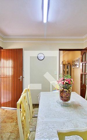 Casa para alugar com 143m², 3 quartos e 2 vagas Casa para alugar com 143m², 3 quartos e 2 vagasCozinha