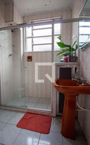 Apartamento à venda com 75m², 3 quartos e sem vaga Apartamento à venda com 75m², 3 quartos e sem vagaBanheiro Social