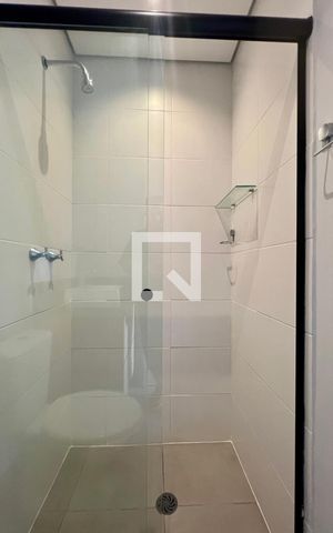 Apartamento para alugar com 37m², 1 quarto e 1 vaga Apartamento para alugar com 37m², 1 quarto e 1 vagaBanheiro da Suíte