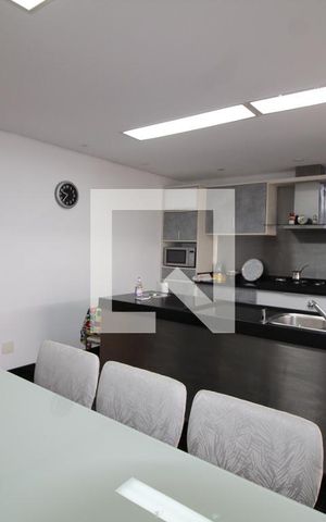 Casa à venda com 240m², 3 quartos e 5 vagasCozinha