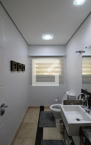 Casa à venda com 240m², 3 quartos e 5 vagasBanheiro 2