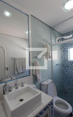 Casa à venda com 240m², 3 quartos e 5 vagasBanheiro