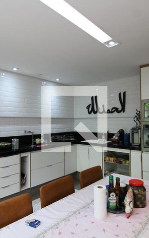 Casa à venda com 240m², 3 quartos e 5 vagasCozinha