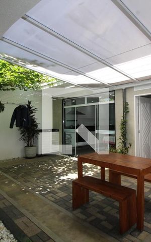 Casa à venda com 240m², 3 quartos e 5 vagasÁrea comum