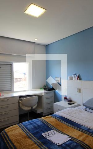 Casa à venda com 240m², 3 quartos e 5 vagasQuarto