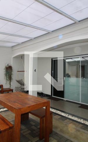 Casa à venda com 240m², 3 quartos e 5 vagasÁrea comum
