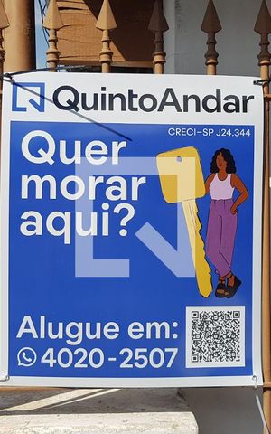 Casa para alugar com 35m², 1 quarto e sem vaga Casa para alugar com 35m², 1 quarto e sem vagaFachada
