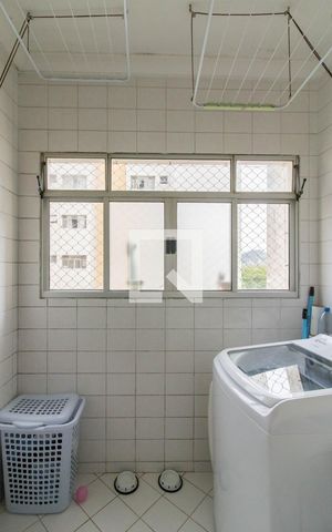 Apartamento para alugar com 62m², 2 quartos e 1 vaga Apartamento para alugar com 62m², 2 quartos e 1 vagaÁrea de Serviço