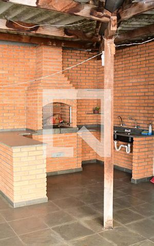 Casa para alugar com 160m², 3 quartos e 1 vagaChurrasqueira