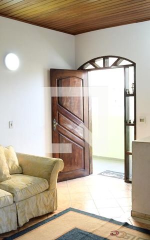 Casa para alugar com 160m², 3 quartos e 1 vagaSala