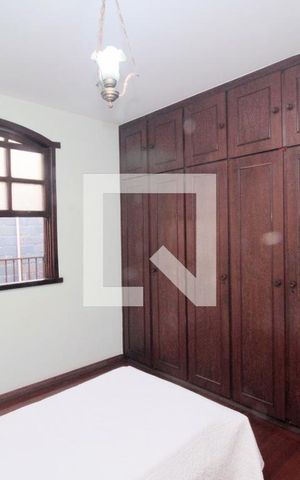 Casa à venda com 445m², 4 quartos e 4 vagas
