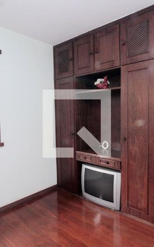 Casa à venda com 445m², 4 quartos e 4 vagas
