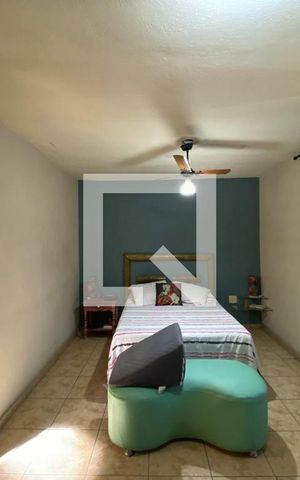 Casa à venda com 184m², 4 quartos e 2 vagas