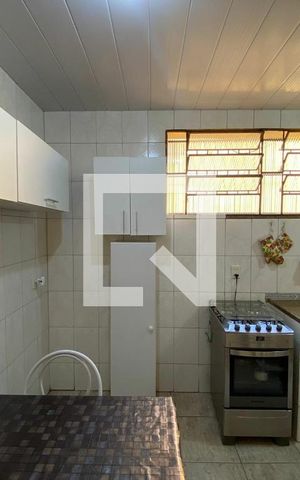 Casa à venda com 184m², 4 quartos e 2 vagas