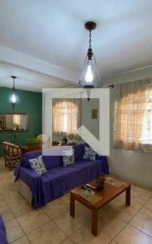 Casa à venda com 184m², 4 quartos e 2 vagas