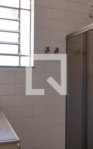 Casa à venda com 155m², 4 quartos e 2 vagas Casa à venda com 155m², 4 quartos e 2 vagasBanheiro Social