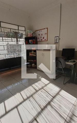 Casa à venda com 654m², 4 quartos e 3 vagas