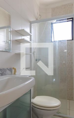 Casa de condomínio à venda com 89m², 2 quartos e 1 vaga Casa de condomínio à venda com 89m², 2 quartos e 1 vagaBanheiro da suíte 1