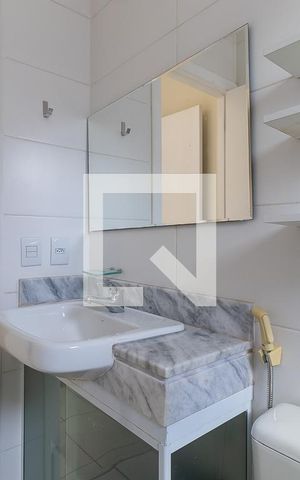 Casa de condomínio à venda com 89m², 2 quartos e 1 vaga Casa de condomínio à venda com 89m², 2 quartos e 1 vagaBanheiro da suíte 1