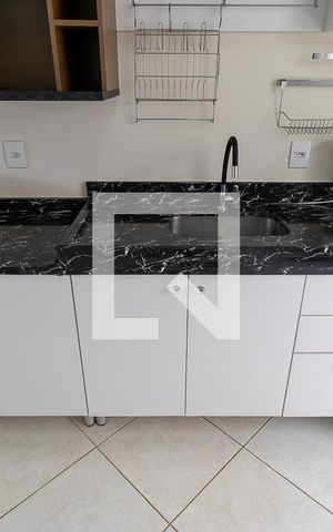 Casa de condomínio à venda com 89m², 2 quartos e 1 vaga Casa de condomínio à venda com 89m², 2 quartos e 1 vagaCozinha