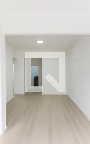 Apartamento para alugar com 75m², 2 quartos e 1 vagaSala