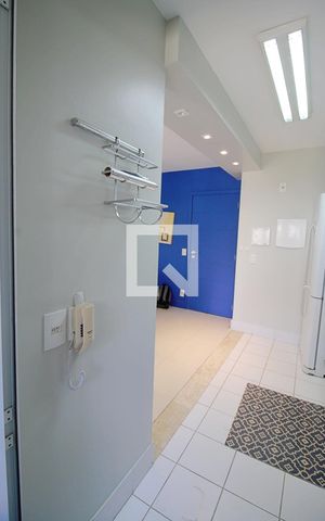 Apartamento à venda com 68m², 2 quartos e 2 vagas Apartamento à venda com 68m², 2 quartos e 2 vagasCozinha