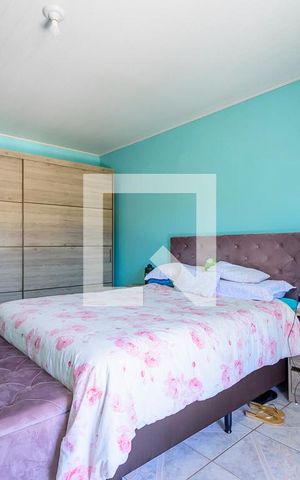 Casa à venda com 105m², 2 quartos e 2 vagas Casa à venda com 105m², 2 quartos e 2 vagasSuíte