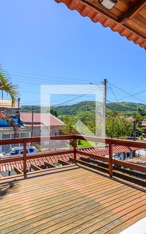 Casa à venda com 105m², 2 quartos e 2 vagas Casa à venda com 105m², 2 quartos e 2 vagasVaranda