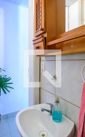Casa à venda com 105m², 2 quartos e 2 vagas Casa à venda com 105m², 2 quartos e 2 vagasLavabo