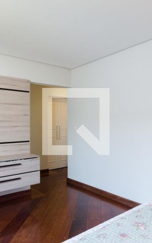 Casa à venda com 338m², 4 quartos e 5 vagas