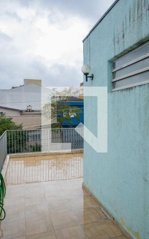 Casa à venda com 256m², 3 quartos e 3 vagas