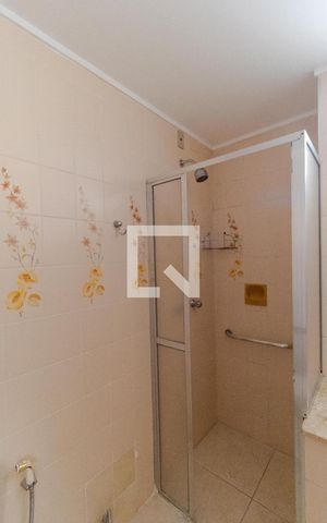 Apartamento à venda com 103m², 3 quartos e 1 vaga Apartamento à venda com 103m², 3 quartos e 1 vagaBanheiro