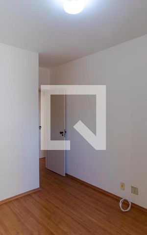 Apartamento à venda com 103m², 3 quartos e 1 vaga Apartamento à venda com 103m², 3 quartos e 1 vagaQuarto 02