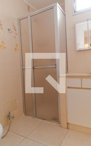 Apartamento à venda com 103m², 3 quartos e 1 vaga Apartamento à venda com 103m², 3 quartos e 1 vagaBanheiro