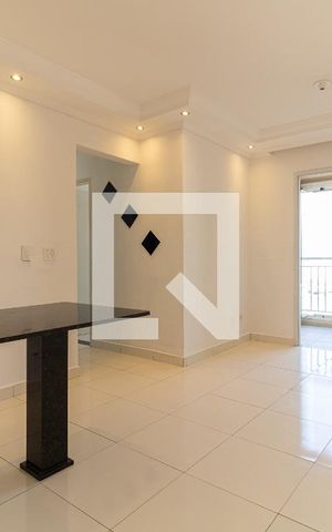 Apartamento à venda com 70m², 3 quartos e 1 vaga Apartamento à venda com 70m², 3 quartos e 1 vagaSala
