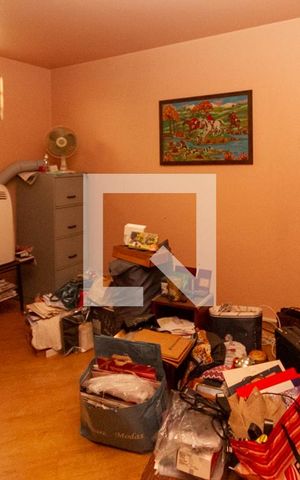 Casa à venda com 440m², 5 quartos e 8 vagas Casa à venda com 440m², 5 quartos e 8 vagasQuarto 03