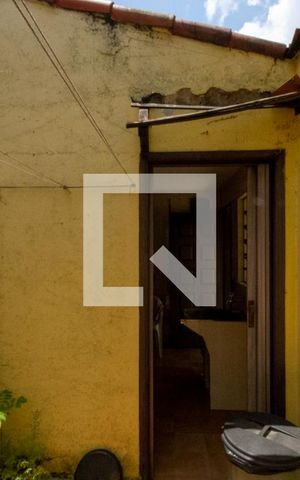 Casa à venda com 440m², 5 quartos e 8 vagas Casa à venda com 440m², 5 quartos e 8 vagasÁrea de Serviço