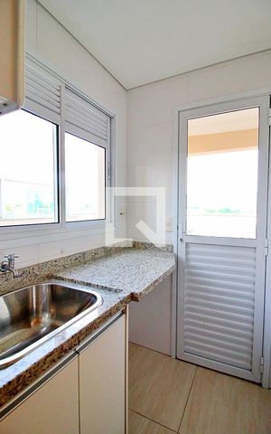 Apartamento para alugar com 163m², 3 quartos e 4 vagasÁrea de Serviço