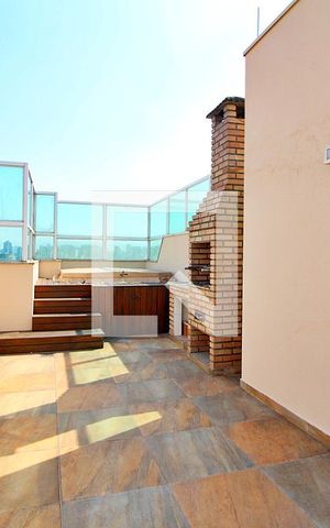 Apartamento para alugar com 163m², 3 quartos e 4 vagasCobertura / Ofurô / Churrasqueira