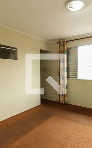 Casa à venda com 100m², 2 quartos e 2 vagas Casa à venda com 100m², 2 quartos e 2 vagasQuarto 1