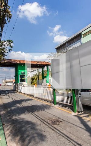 Casa de condomínio para alugar com 280m², 3 quartos e 2 vagasVista da Rua