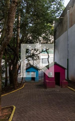 Casa de condomínio para alugar com 280m², 3 quartos e 2 vagasÁrea comum - Playground