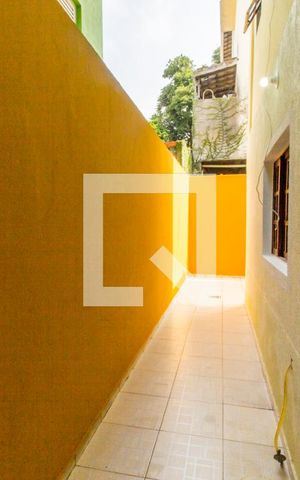 Casa de condomínio para alugar com 280m², 3 quartos e 2 vagas Casa de condomínio para alugar com 280m², 3 quartos e 2 vagasCorredor