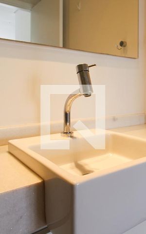 Apartamento para alugar com 52m², 1 quarto e 1 vaga Apartamento para alugar com 52m², 1 quarto e 1 vagaBanheiro