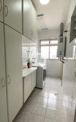 Apartamento à venda com 83m², 3 quartos e 1 vagaÁrea de Serviço