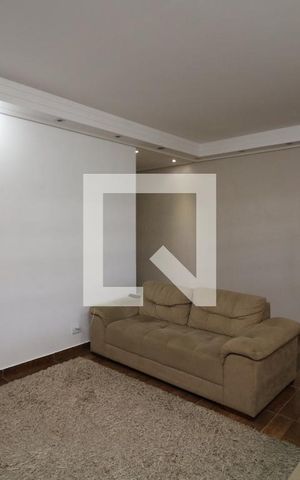 Casa à venda com 150m², 3 quartos e 4 vagasSala