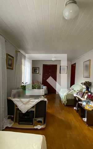 Casa à venda com 115m², 2 quartos e 2 vagasSala