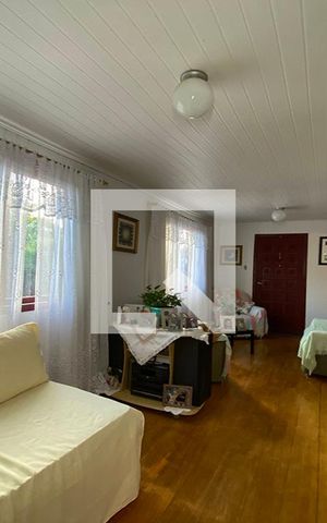 Casa à venda com 115m², 2 quartos e 2 vagasSala
