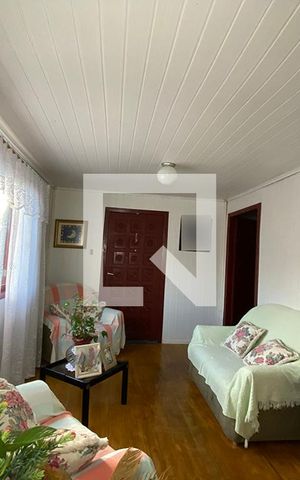 Casa à venda com 115m², 2 quartos e 2 vagasSala