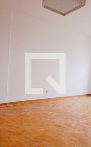 Apartamento à venda com 60m², 2 quartos e 1 vaga Apartamento à venda com 60m², 2 quartos e 1 vagaSala